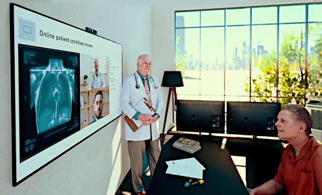 LG Electronics unveils cloud-based telehealth solution combined with hospital displays