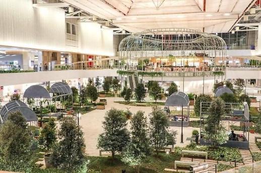 [격변의 유통가] 체험형 공간으로 무장한 백화점