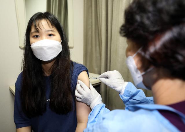 중국도 코로나 백신 부스터샷 실시... 한국은 언제?