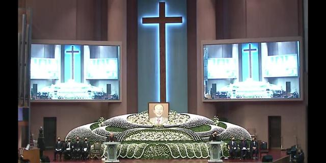 故 조용기 목사 장례예배 엄수...“하나님 품에서 참평화를”