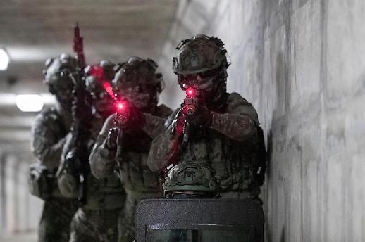 [광화문갤러리] 육군, 첨단기술 접목한 워리어 플랫폼 전투실험 공개