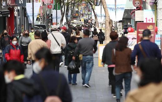위드코로나여도 매출은 반토막…20%만 알바생 늘려