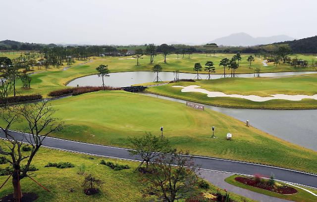 疫情改变的韩国加盟行业版图 室外高尔夫球场最吃香