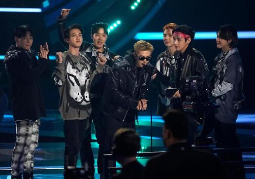 开亚洲歌手先河 BTS摘得全美音乐奖最高奖项