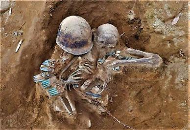 [빈섬 이상국 오늘의시] 백마고지 일등병에게