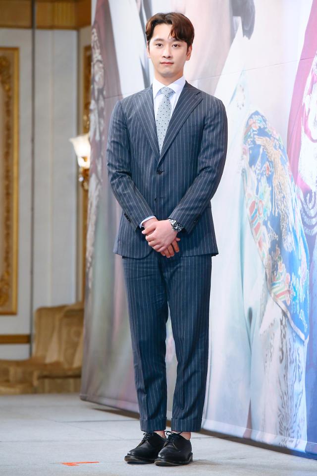 2PM 황찬성, 내년 초 결혼 예정…새 생명 찾아왔다