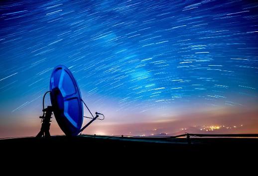 구름보다 더 높이, 우주로 발 뻗는 클라우드 기업들