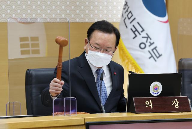 김부겸 총리 오늘부터 동네 병‧의원 중심의 검사·치료 체계 전환