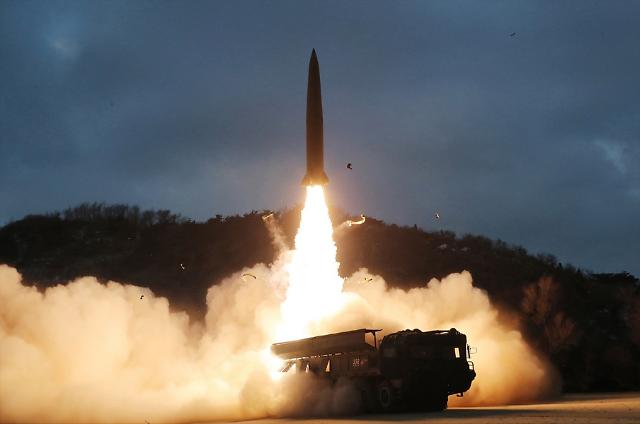 북한, 지대지 전술유도탄·순항미사일 시험발사 성공 보도