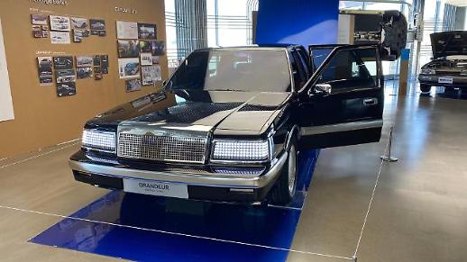 [브랜드 이야기] 전설의 각 그랜저, 7세대 살아있는 전설로 재탄생할까