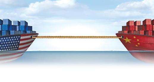 [新칵테일 리스크] 산업계, 올해도 각종 경고음...곳간 자금 꺼내 M&A로 정면돌파