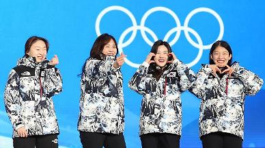 [2022 베이징 동계올림픽] 여자 쇼트트랙, 사랑스러운 하트 세리머니 공개