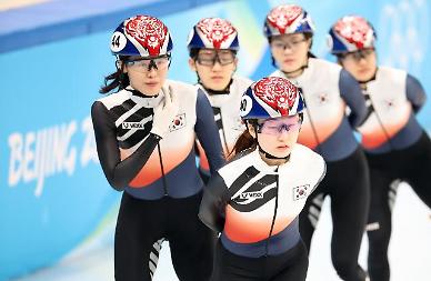 [2022 베이징 동계올림픽] 몸 푸는 여자 대표팀