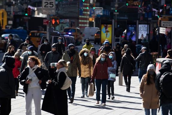 美·英 마스크 벗는데...한국은 거리두기 제자리걸음 