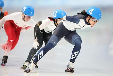 ​[2022 베이징 동계올림픽] 김보름, 매스스타트 결승 진출…박지우는 충돌 탈락