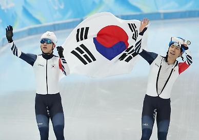 [2022 베이징 동계올림픽] 정재원-이승훈, 남자 매스스타트 은메달-동메달