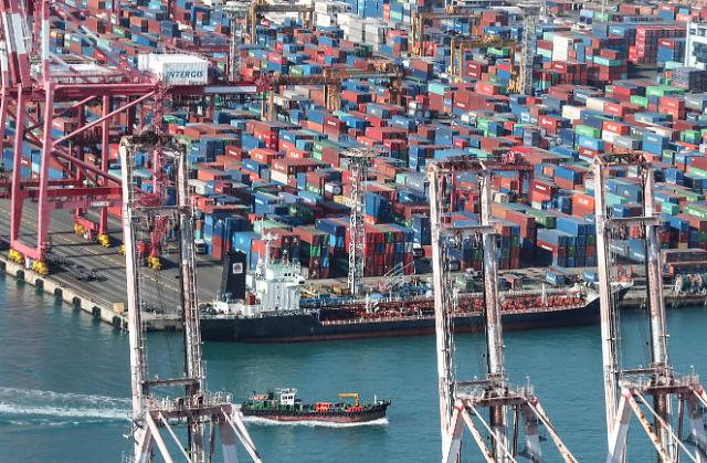 韩进出口物价增幅差距拉大 陷入贸易收支赤字危机