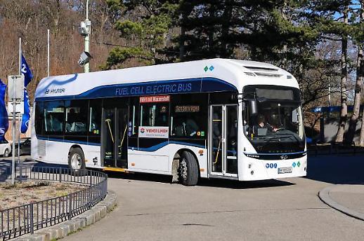 Hyundai Motors fuel cell electric city buses deployed to downtown route in Vienna