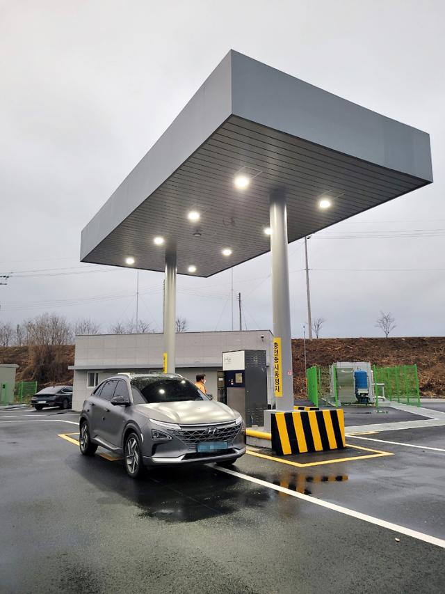 Hydrogen charging station using food biogas ready for commercial operation