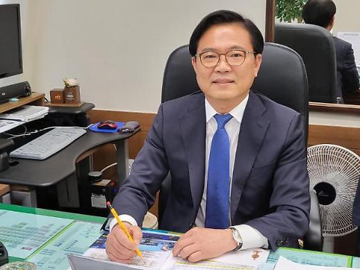 [기획:도정 실·국·원장에게 듣는다]  김석필 충남도 저출산보건복지실장 사회안전망 더욱 든든하게 구축 