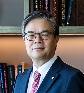 [증권사 CEO열전⑥] 신뢰 리더십 오익근 대신증권 대표, 올해 리츠·대체투자 업계 정상 노린다