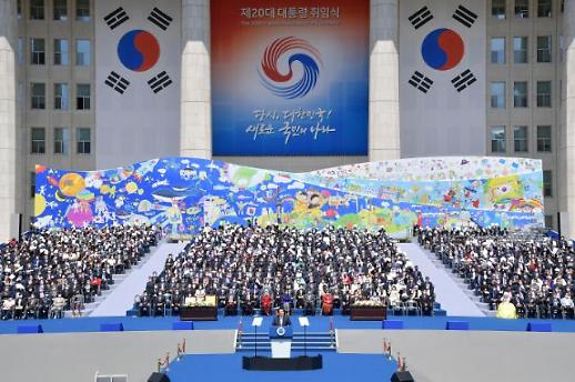 Tổng thống Yoon Suk-yeol nhậm chức