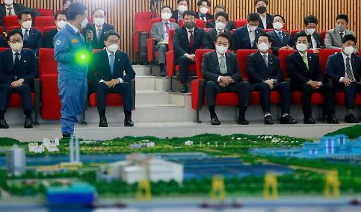 尹 정부 출범에 바이든 방한까지…재계, 기대감 세 가지 