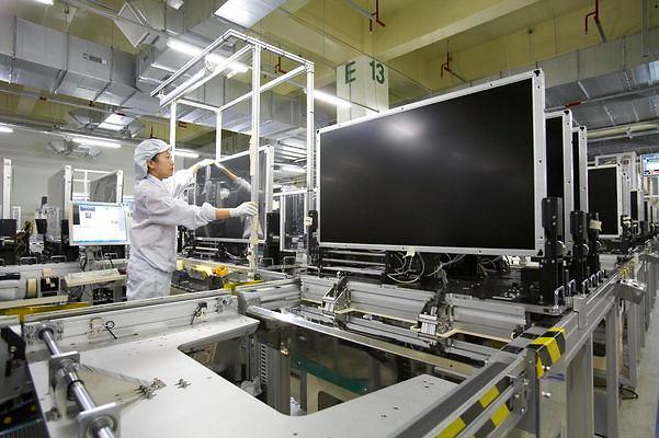 4月全球LCD面板出货量缩水 中国封城冲击韩显示器厂商