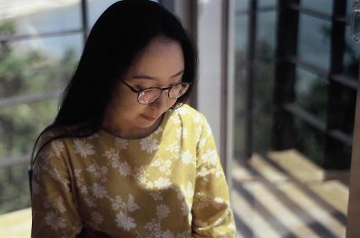 [김호이의 사람들] 소설가 구병모① 현실의 불만이 소설 되다 