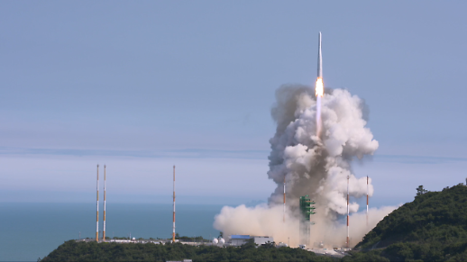 [누리호 성공] 우주 패권전쟁·글로벌 군비확충 겹호재 종목 찾아볼까