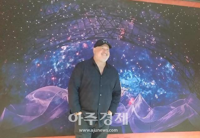 ​[인터뷰] 프랭크 와일드혼 "한국 민속음악 열심히 연구하고 있어요"