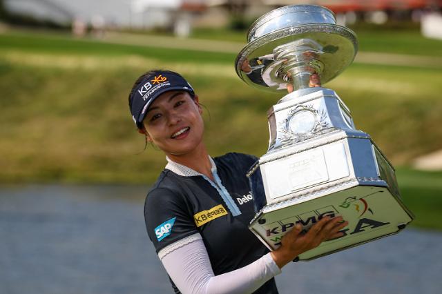 LPGA锦标赛韩国选手田仁智夺冠