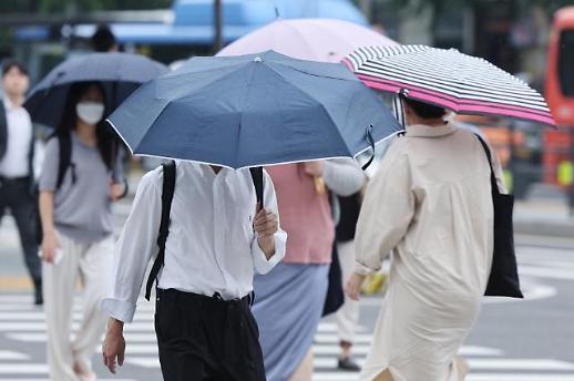[내일날씨] 전국 대체로 흐리고 비…폭염 특보 발효