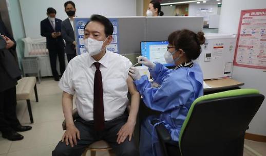 尹锡悦接种第四针新冠疫苗