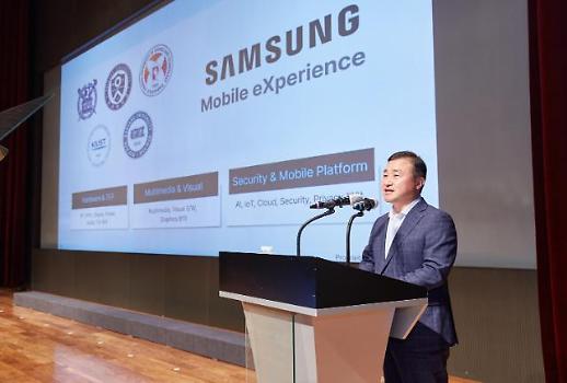 삼성, 갤럭시 Z폴드4·Z플립4 전작보다 2배↑...MX사업부 명운 걸었다