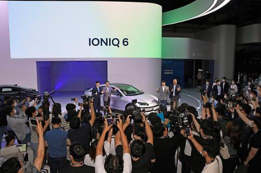 ​[르포] 4년 만에 열린 부산모터쇼…아이오닉6 EV9 i7 대세는 여전히 전동화