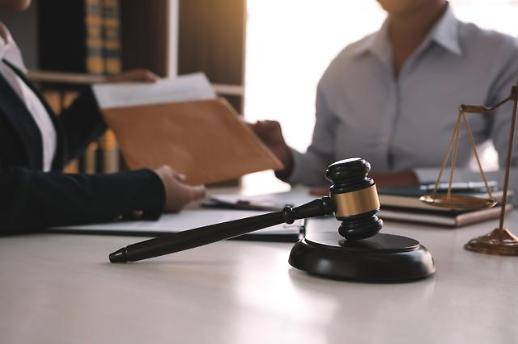 [로펌 라운지] 검찰 출신 변호사 모셔간 로펌, 금융·증권 범죄 대응 주력