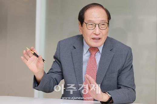 [특별인터뷰] 신경식 전 헌정회장 사면권 대통령 고유 권한...MB·이재용·신동빈 특사 必