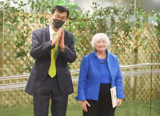 [한·미 금리 역전 후폭풍] ② 증시 외국인 이탈 공포 과장… K주식 이미 바닥, 폭락은 없을것 