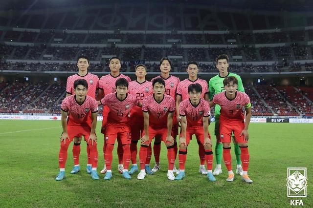韩日冠军之战 韩国男足0比3不敌日本 痛失冠军