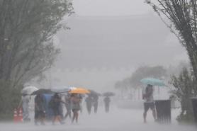 Mưa lớn tại Hàn Quốc gây tê liệt giao thông nhiều khu vực…Đã ghi nhận nhiều thiệt hại về người và tài sản