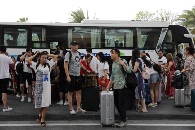 多名韩国游客被困三亚 外交部与当地政府协商支援方案