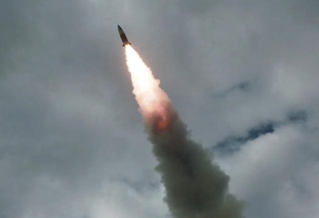 韩联参：朝鲜向东部海域发射不明弹道导弹