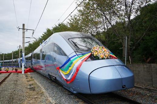 Hyundai Rotem rolls out high-speed electric multiple unit train EMU-320