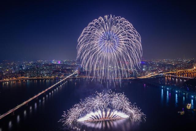 3년 만에 돌아온 한화 서울세계불꽃축제…명당은 어디?