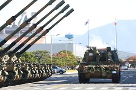 First batch of S. Korean tanks and howitzers rolled out for delivery to Poland
