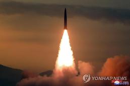 北朝鮮、東海に短距離弾道ミサイル2発を発射