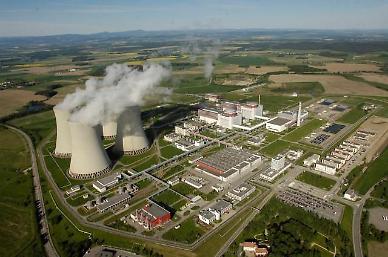Poland favors S. Korean reactor for civilian project to build nuclear power plant 