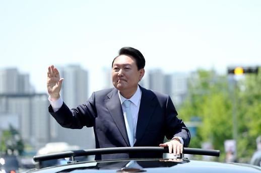 [尹 취임 6개월] [전문가 진단] 정치·경제·외교 모두 낙제점…귀 열고 野·국민과 소통해야