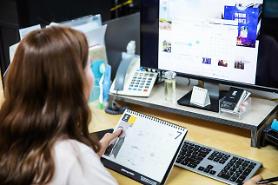 Tổng số giờ làm việc tại Hàn Quốc giảm 10.3% trong vòng 10 năm…Vẫn xếp thứ 5 trong OECD về quốc gia có thời gian làm việc quá nhiều